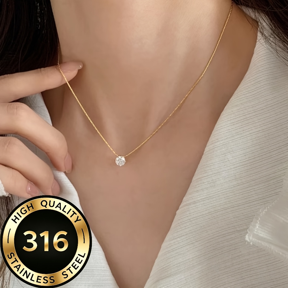 Women's Exquisite Six-Prong Round Zirconia Pendant Necklace