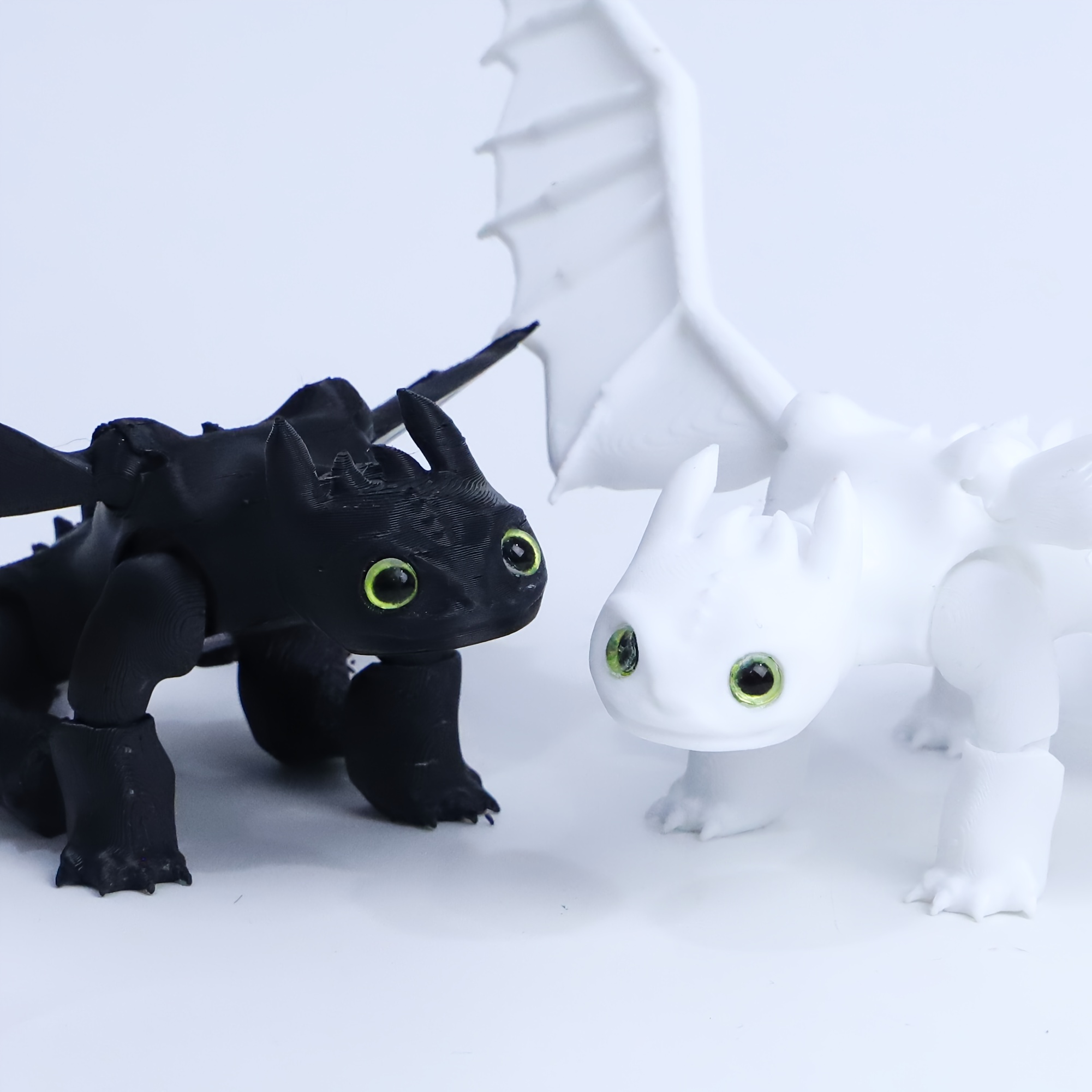 

Black And White Flying Dragon, Expandable Wings, , Home Party Gift, Christmas, New Year Decoration, Series, Video Game Theme, High-quality 3d Printing To Create Products