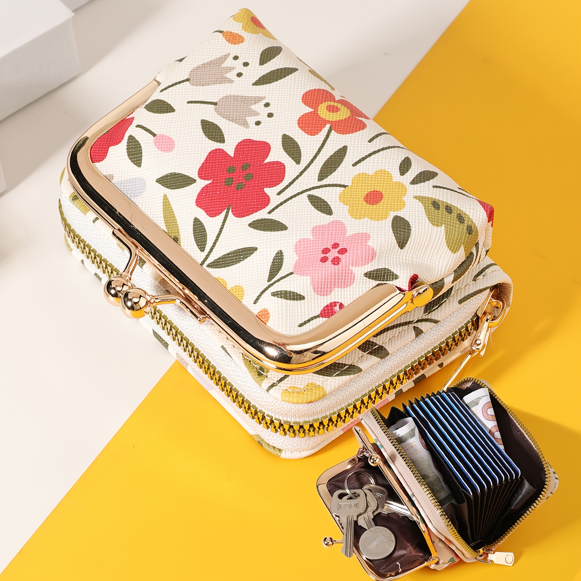 

Floral Women’ With Golden Zippers - Elegant, Multi-functional Large Capacity, Detachable Card Slots, Compact Folding Design, Cream Fabric With Floral Patterns