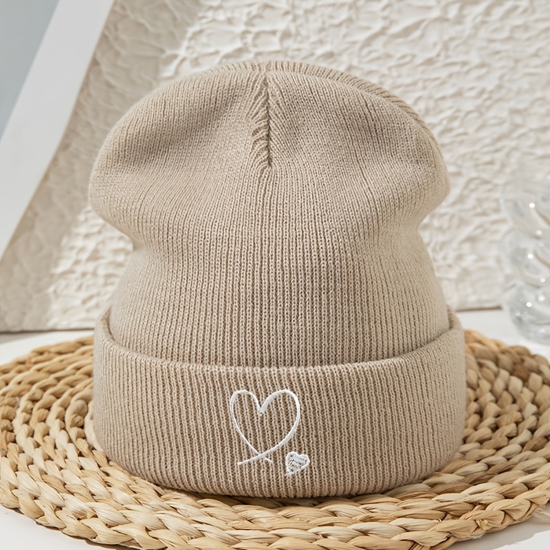 Image of Women's & Unisex Lightweight Winter Hat With Embroidered Heart & - Skiing/cycling Cap Suitable For Outdoor Activities, Machine Washable, Weather