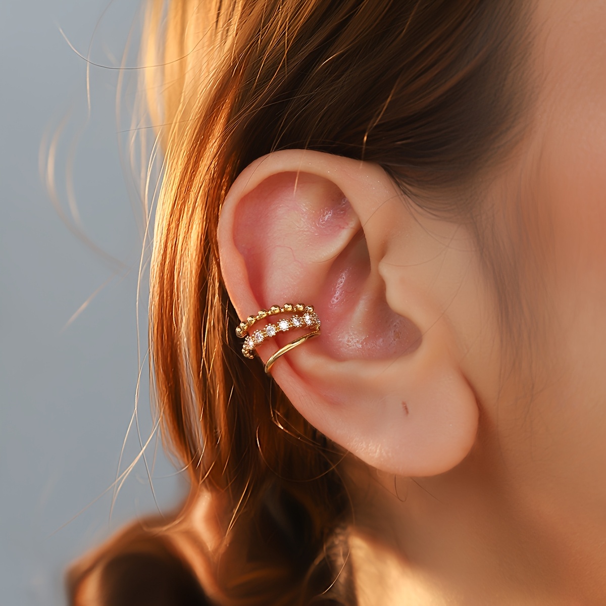 Image of 1pc Of Stylish, Exquisite, Minimalist, Trendy, And Instagram-style Rhinestone Clip-on Ear Cuff