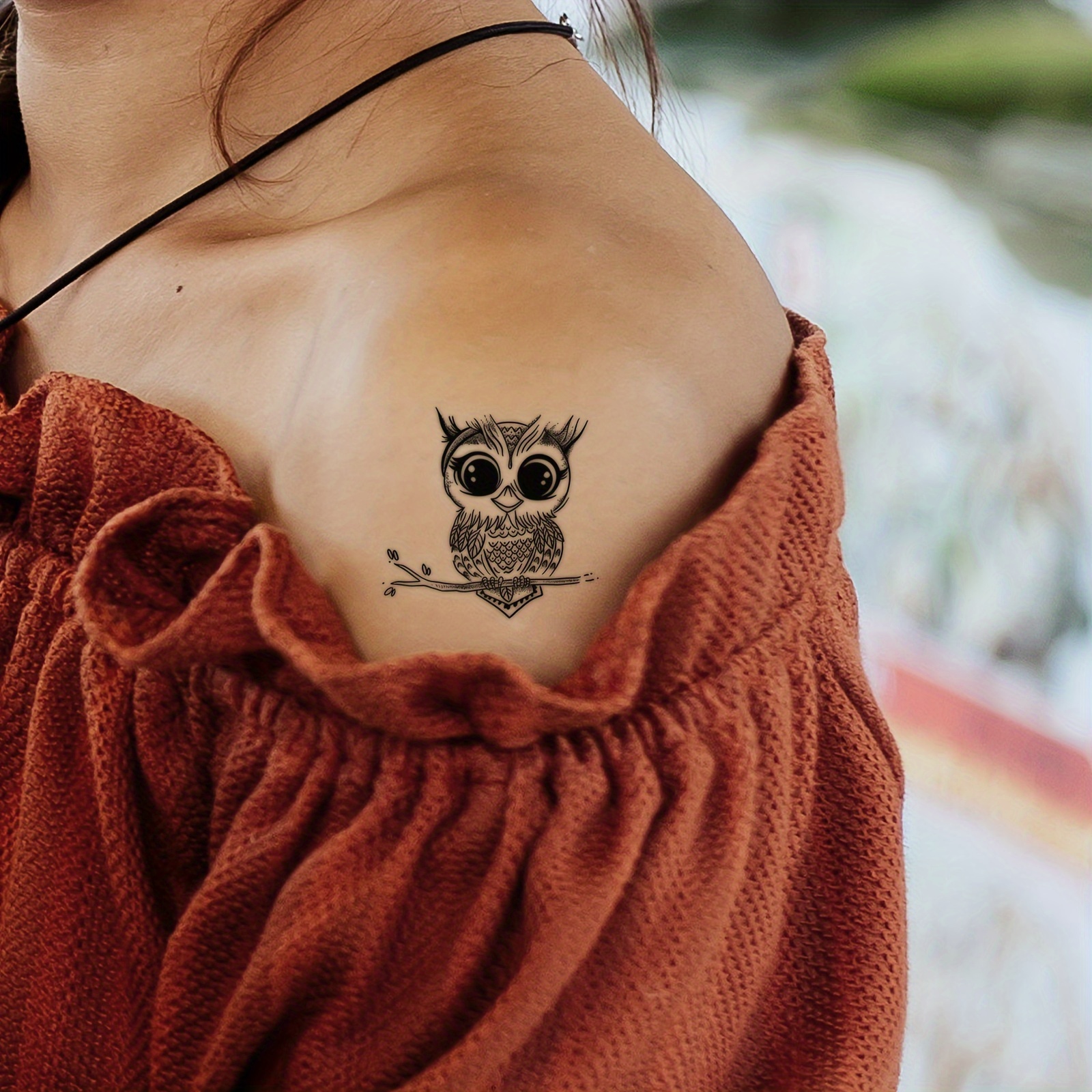 Temporäres Tattoo, lange rechteckige Form, dunkles und kantiges  Eulendesign, hält 1–3 Tage, image size:1600x1600