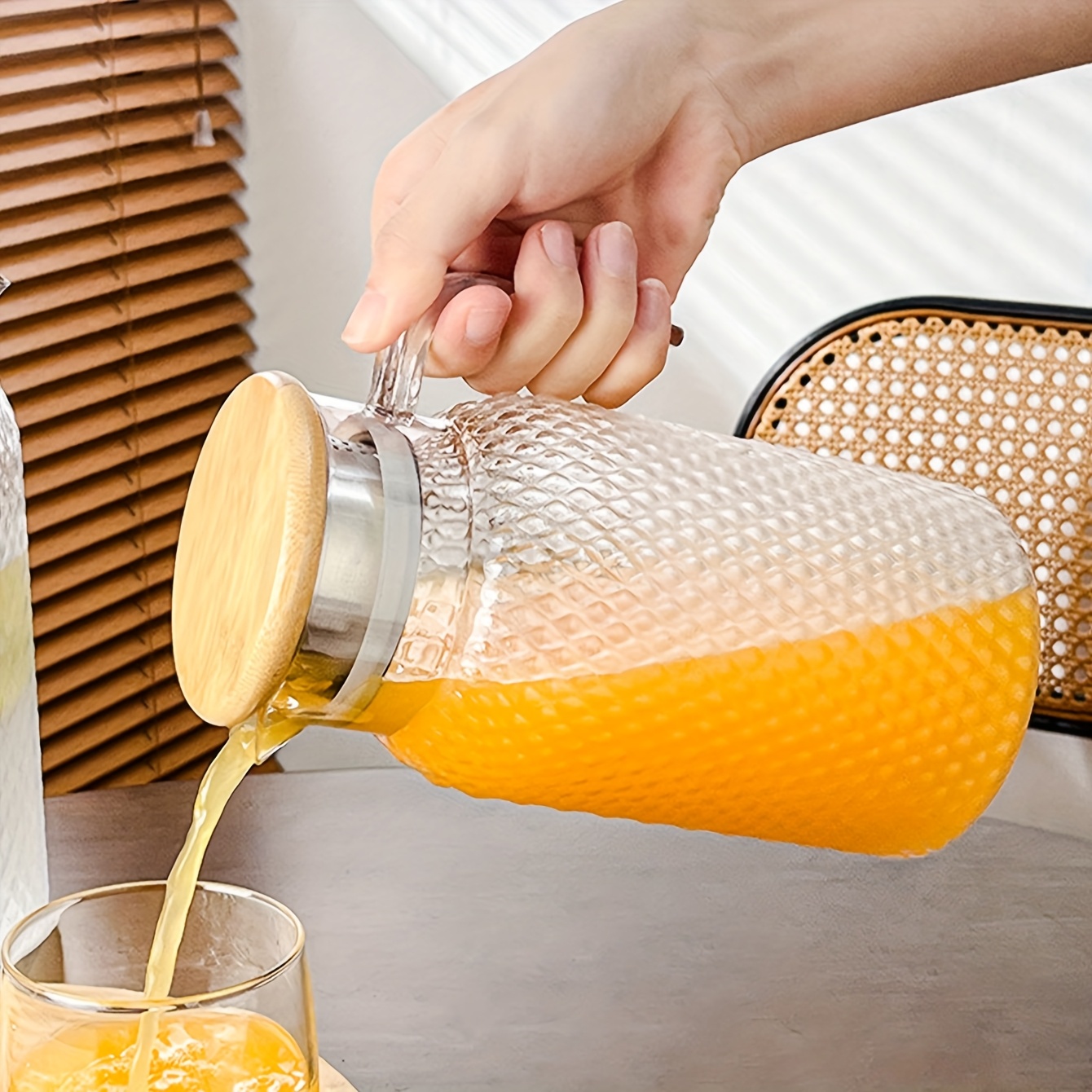 Large Capacity Beverage Dispenser with Tap