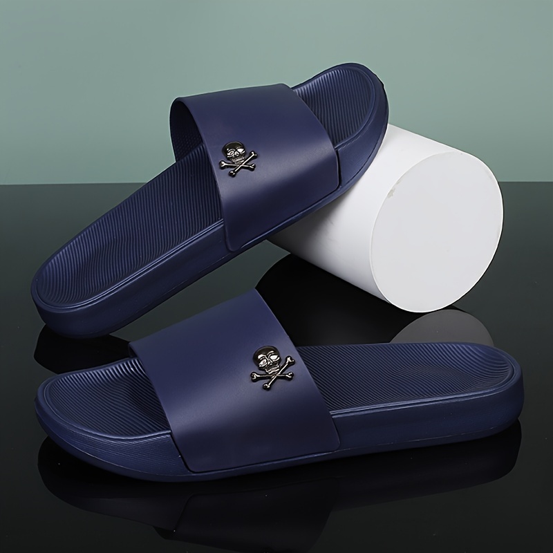High-end Men's Summer Anti-Odor Lightweight Slippers, Men's Sports Flip-Flops, Novelty Beach Slides, Non-Slip Soft-Soled Slippers for Men and Teens, Trendy Brand Outdoor Wear, Skull Print Indoor Shower Bathroom Funny Single-Strap Slides