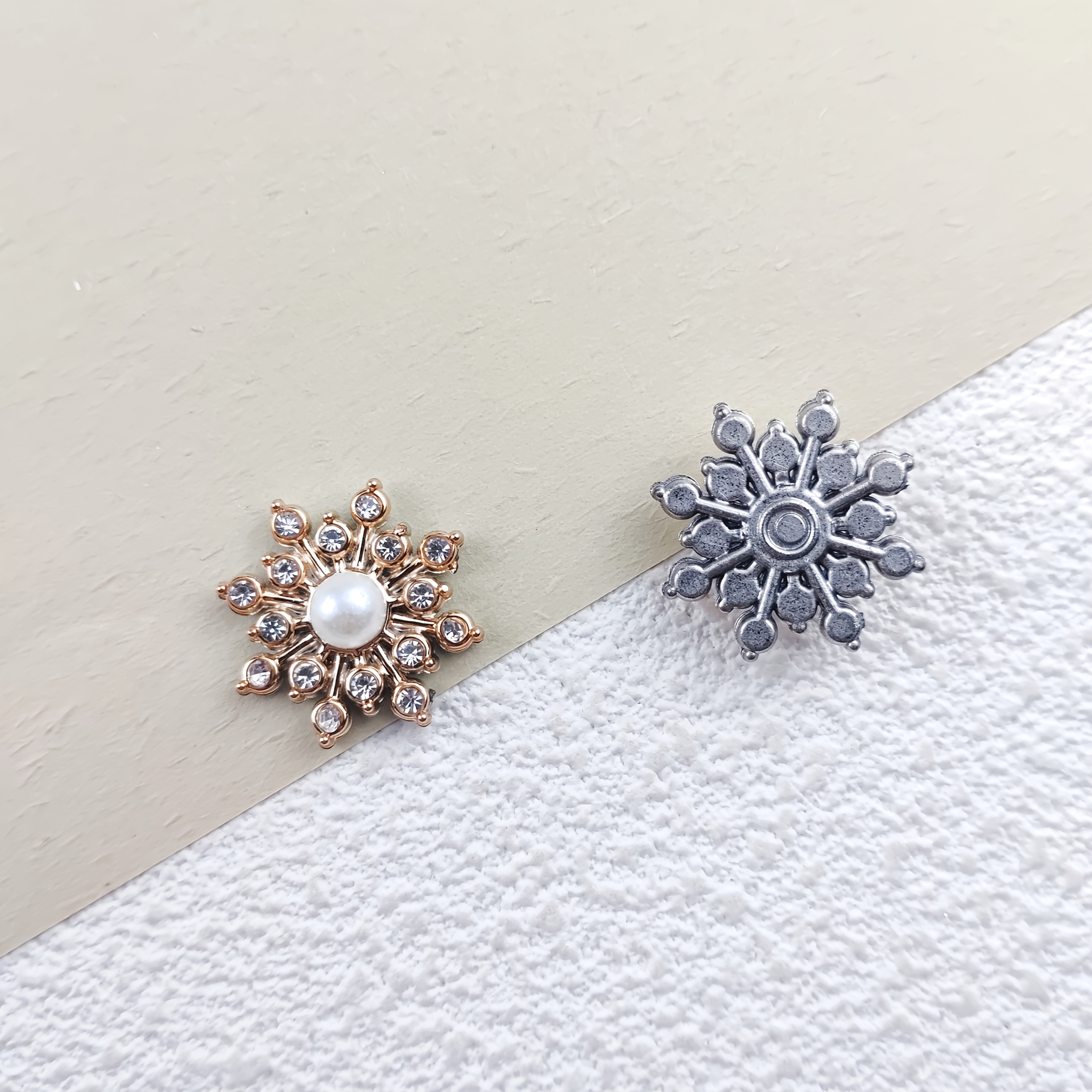 TEMU 25 stuks Sneeuwvlok Ingelegde Rhinestone Accessoires voor DIY Kleding, Tassen, Haaraccessoires, Cadeauverpakking, Handwerkdecoratie