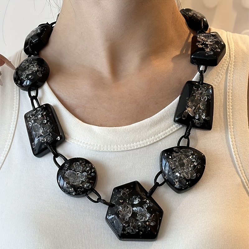 Vintage Resin Statement Necklace for Parties and Festivals