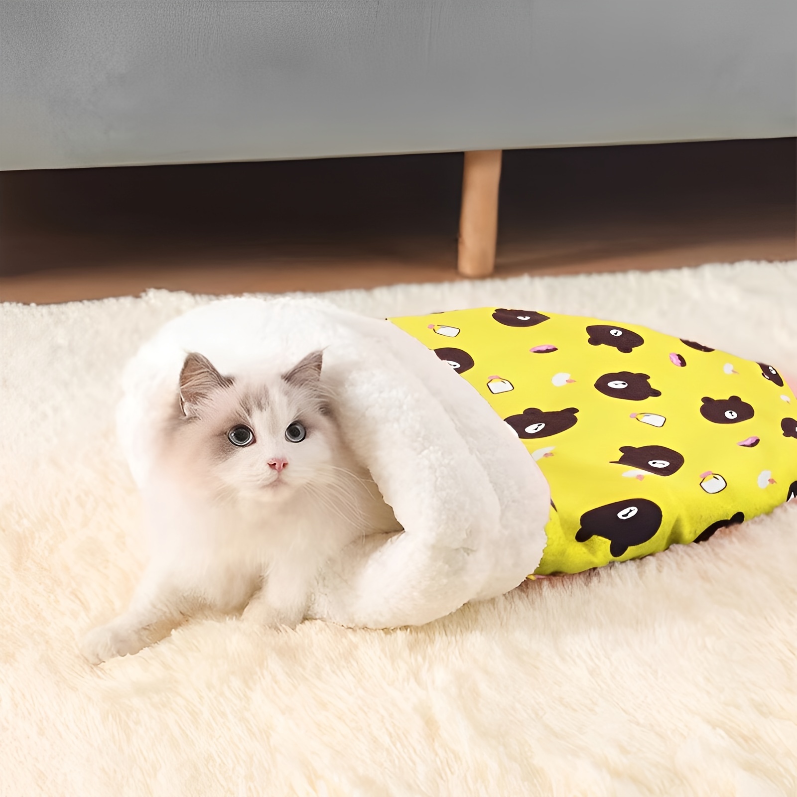 

1pc Winter Warm Pet Sleeping Bag, Semi-enclosed Cat Bed, Blanket, Polyester Fiber, Cozy Kitten Nest, Pet Supplies