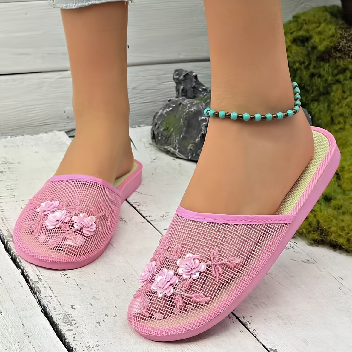 womens new straw mat thick mesh retro handmade beaded slippers are light and comfortable indoor towing women shoes