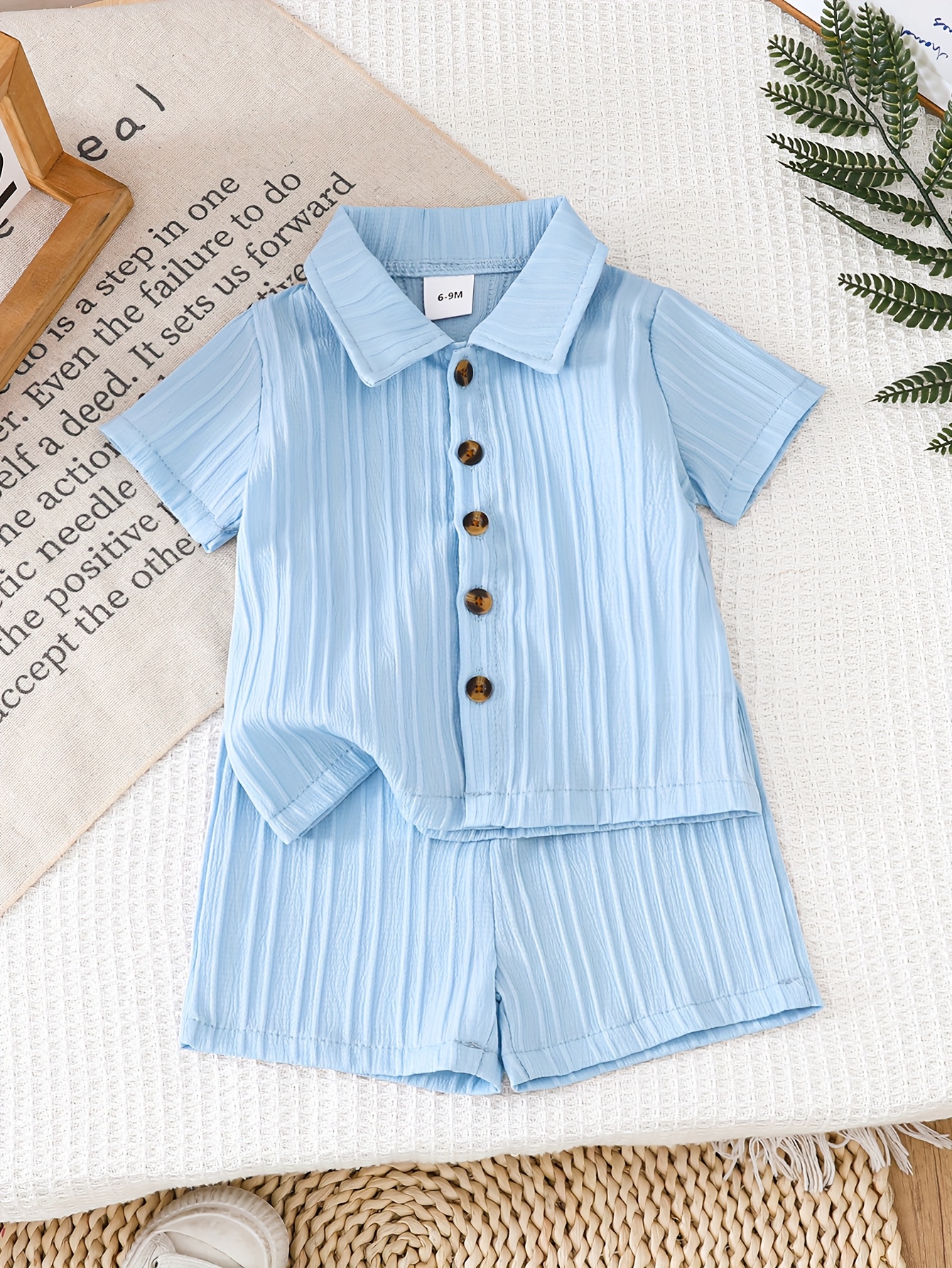 Conjunto de piezas de ropa para niños Camisa de manga corta con rayas  y botones y pantalones cortos casual regular con l
