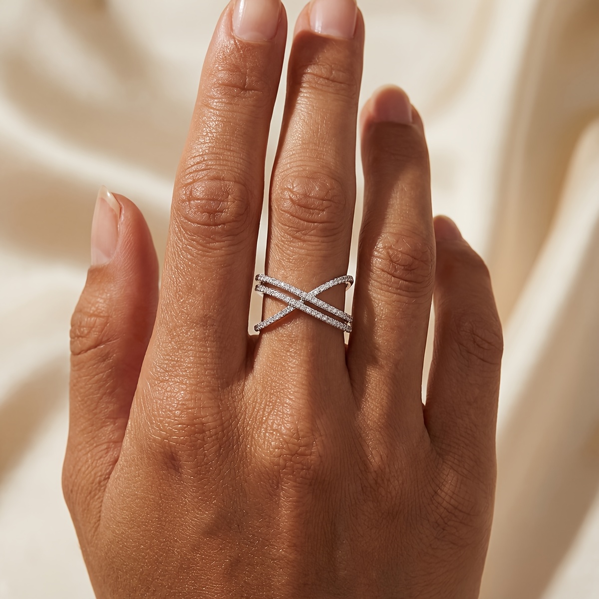 Women's Fashionable Platinum Plated Ring with Sparkling Line Design