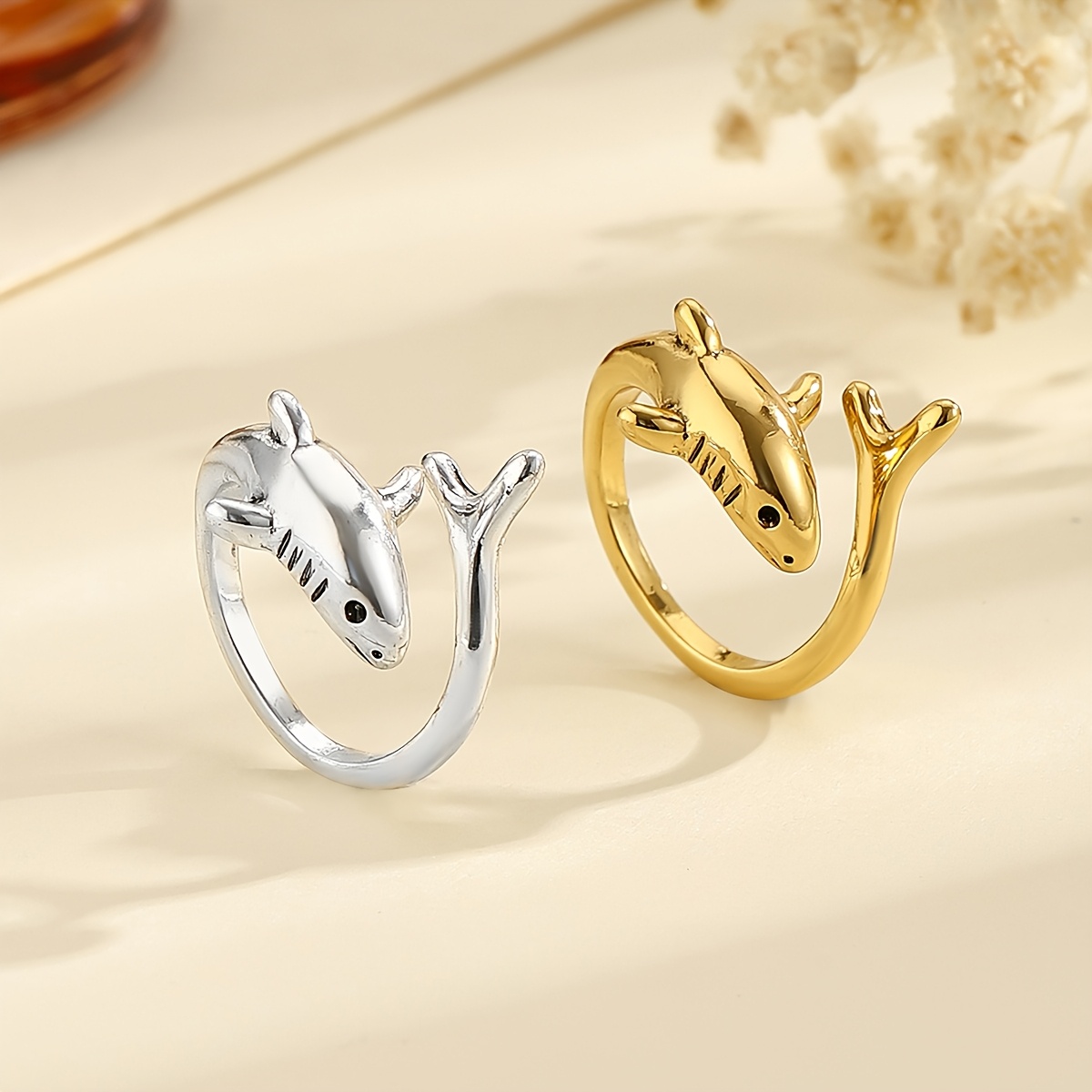 Women's Creative Vintage Open Shark Ring