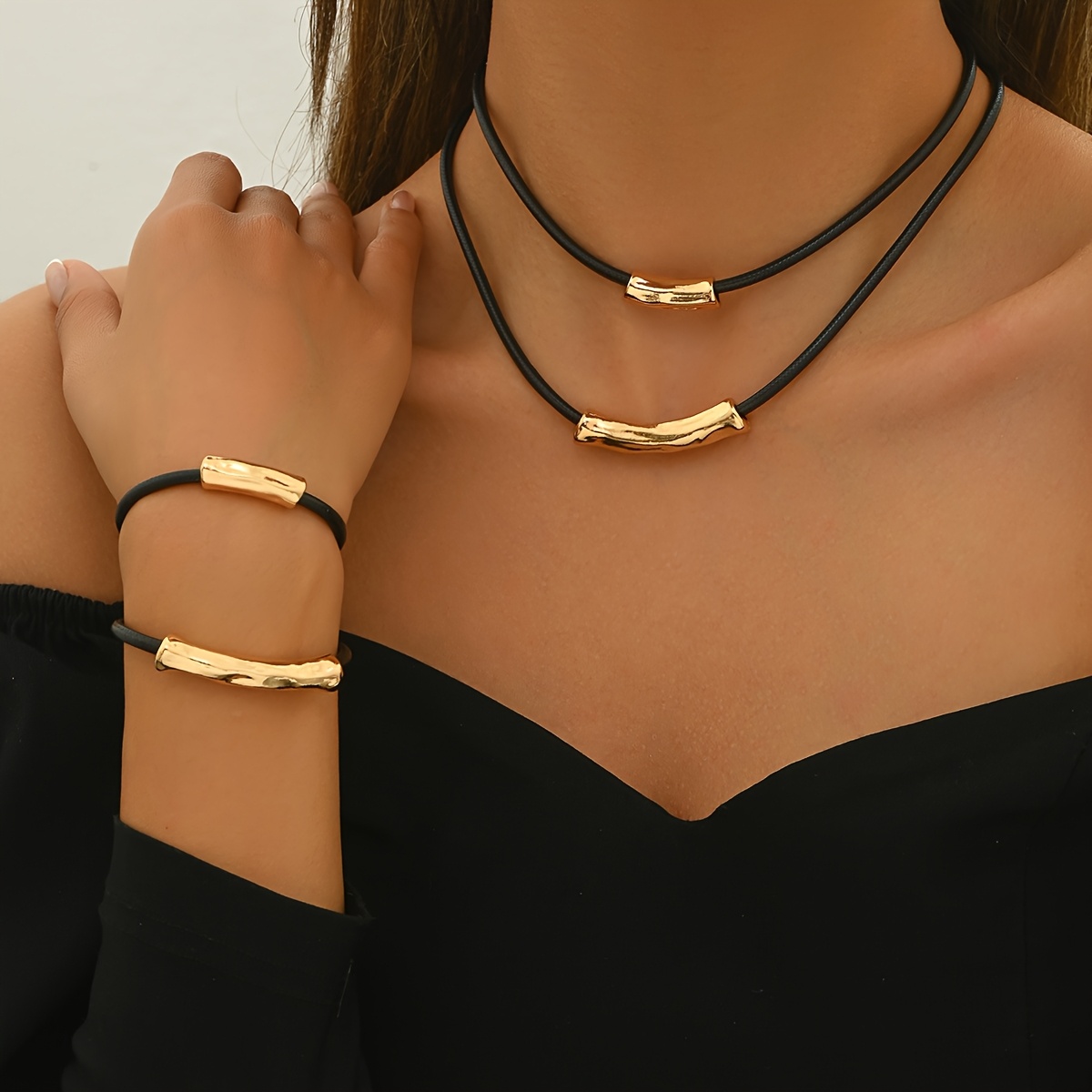 E-shop 2-teiliges Damen Schmuckset | Vintage Easy Double-Layer Wachs Seil Unregelmäßige Geometrische Tube Choker Halskette und Armband | Boho Style,