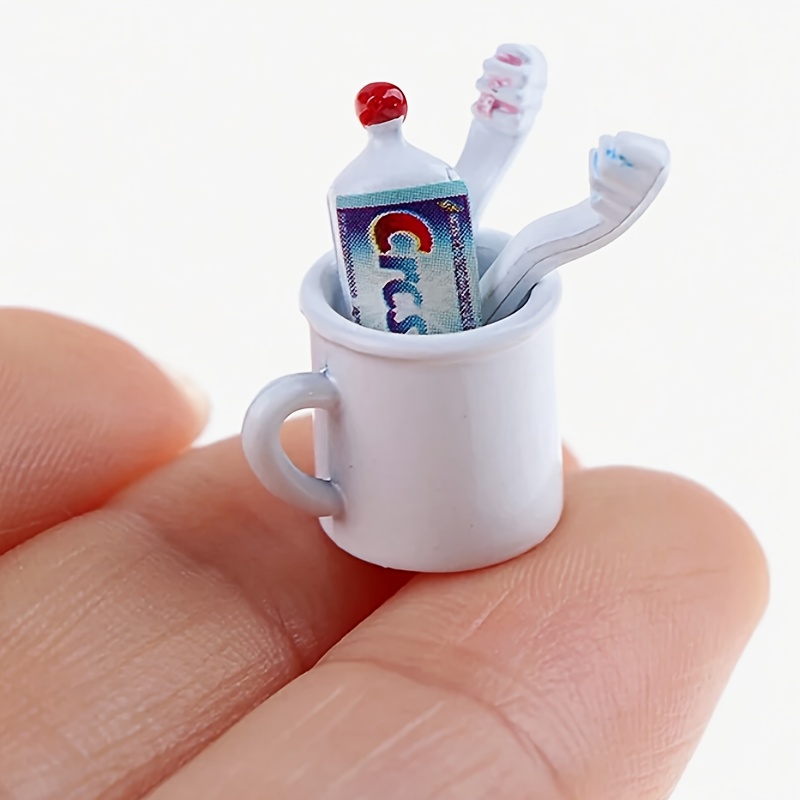 

4pcs Miniature Mug Set, Metal Collectible Kit, Toothpaste And Toothbrush, For Bathroom Decor, , No Required