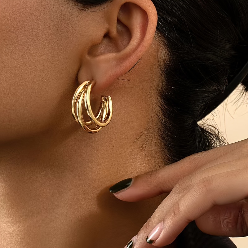 

1 Pair Of Chic Golden- Geometric Triple Hoop Earrings - Sleek & , Stainless Steel Posts, Ideal Gift For Women, Casual Attire, Novelty Earrings