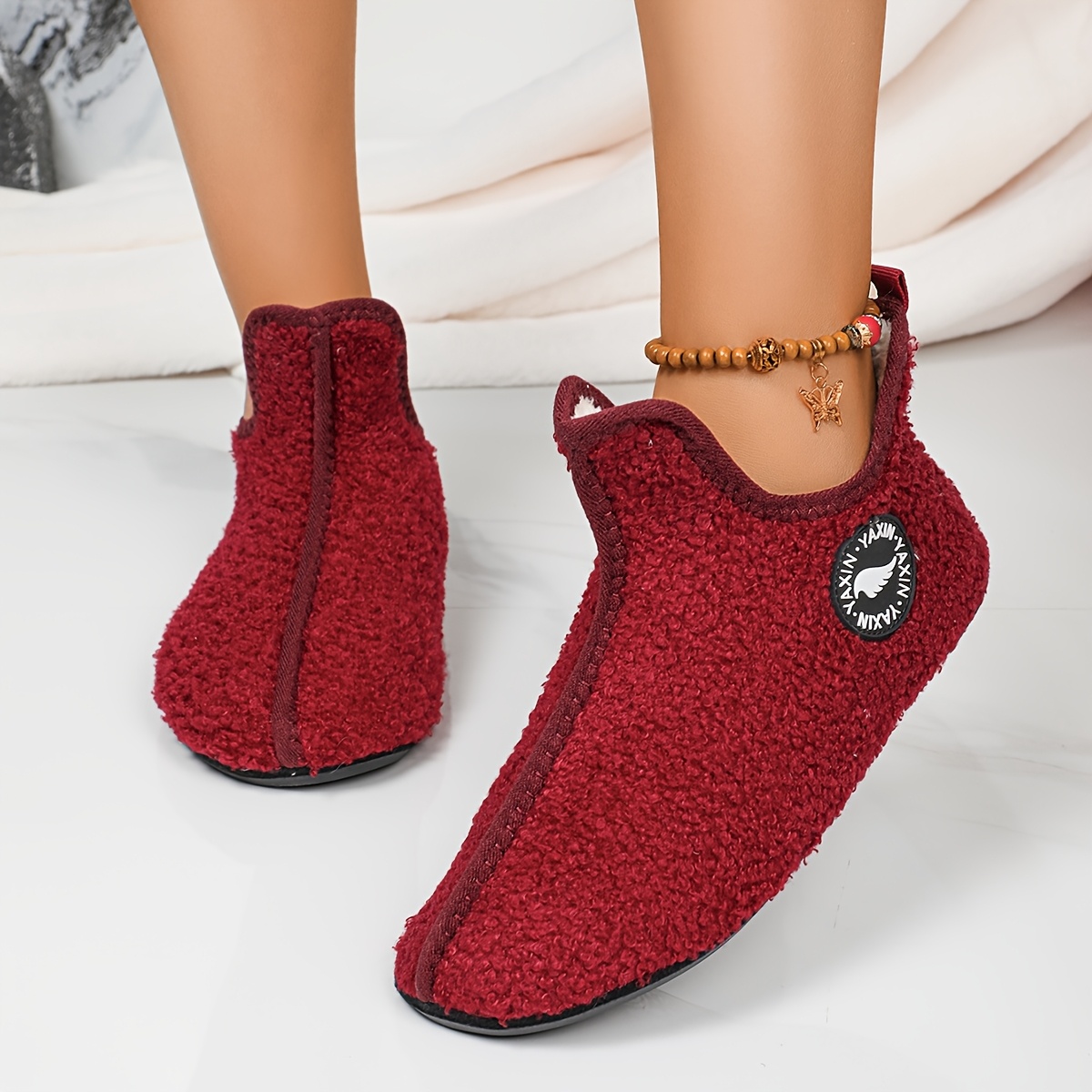 Simple red shoes outlet