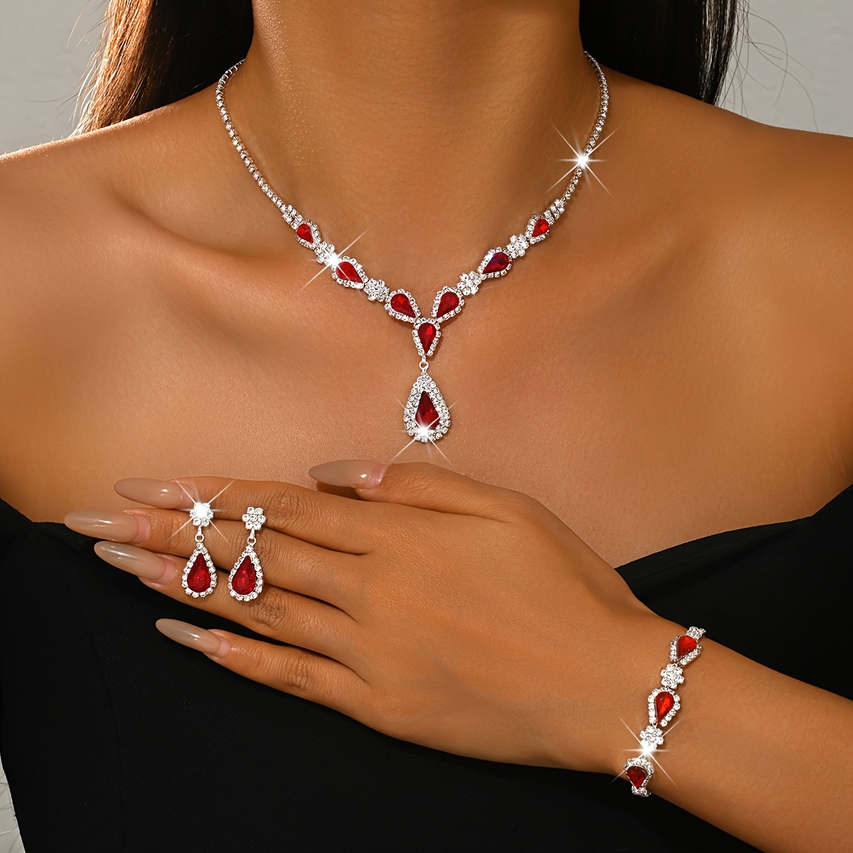 3-delige set luxe groene traanvormige sieraden voor dames, strass-ketting, oorbellen en armband, bruids- en trouwsieraden, geschikt voor gala-avonden, etentjes en kerstcadeaus