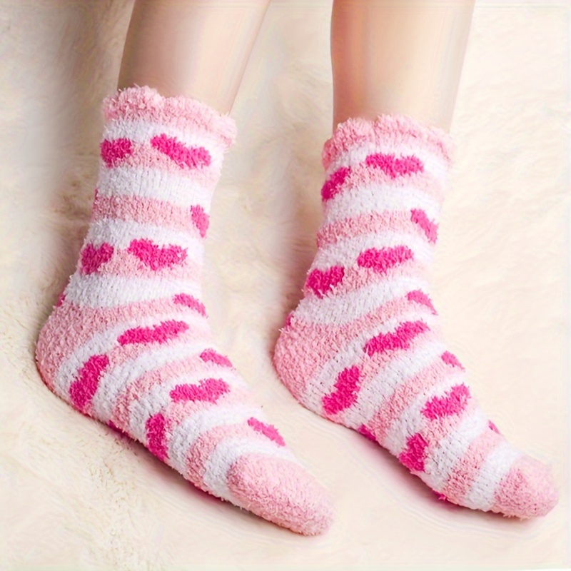 Women's 6-Pair Heavy Duty Fluffy Socks Valentine's Gifts for Her, Wife,  Mom Thick Warm Winter Slipper Socks, Soft Pink White, All-Seaso