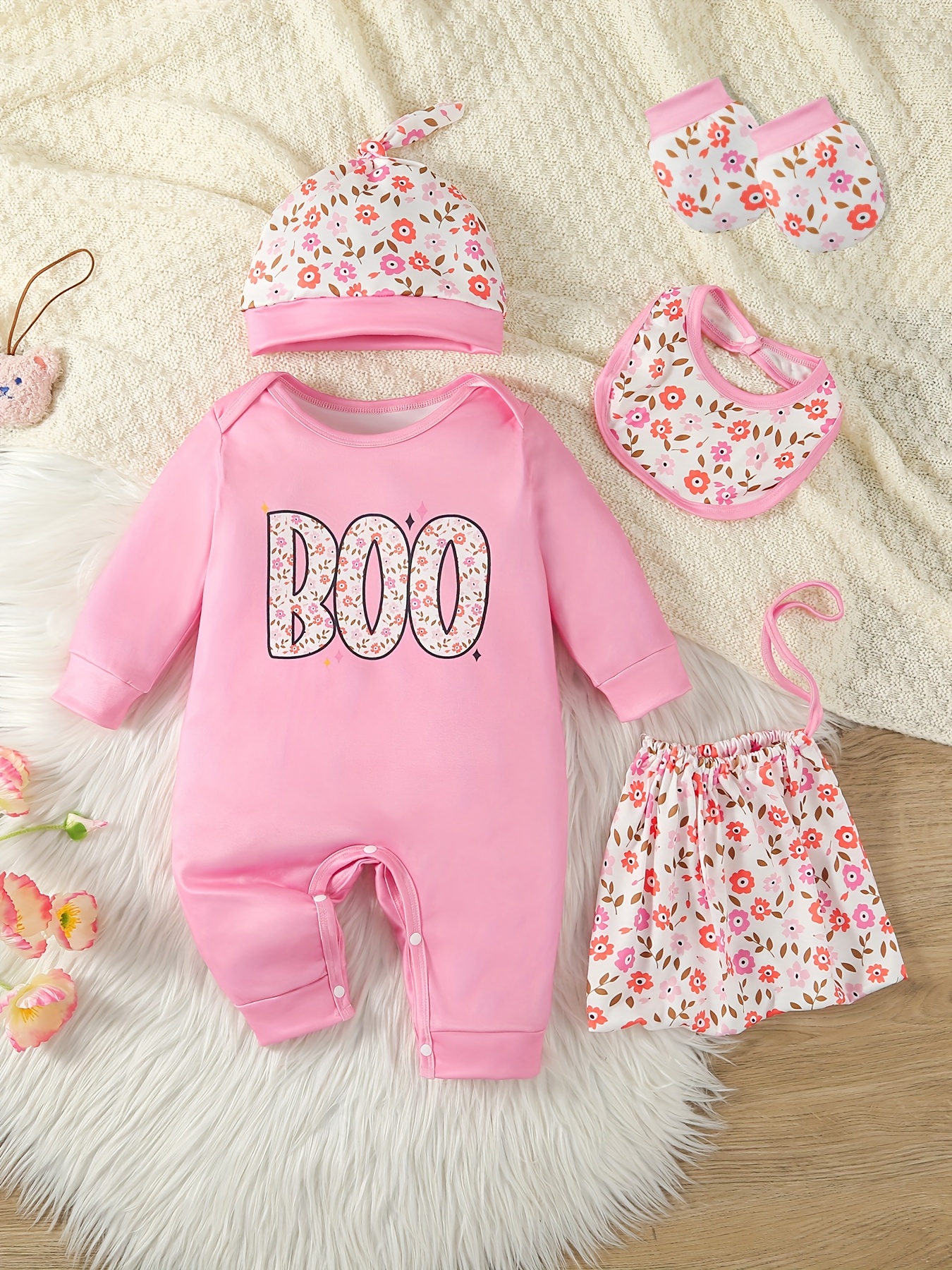 Baby Meisje 6-delige Set met Cartoon Schattige Letter Roze Kleding Luipaard Print Bodysuit, Passende Hoed, Zuigfles en Sokken, Casual Jumpsuit