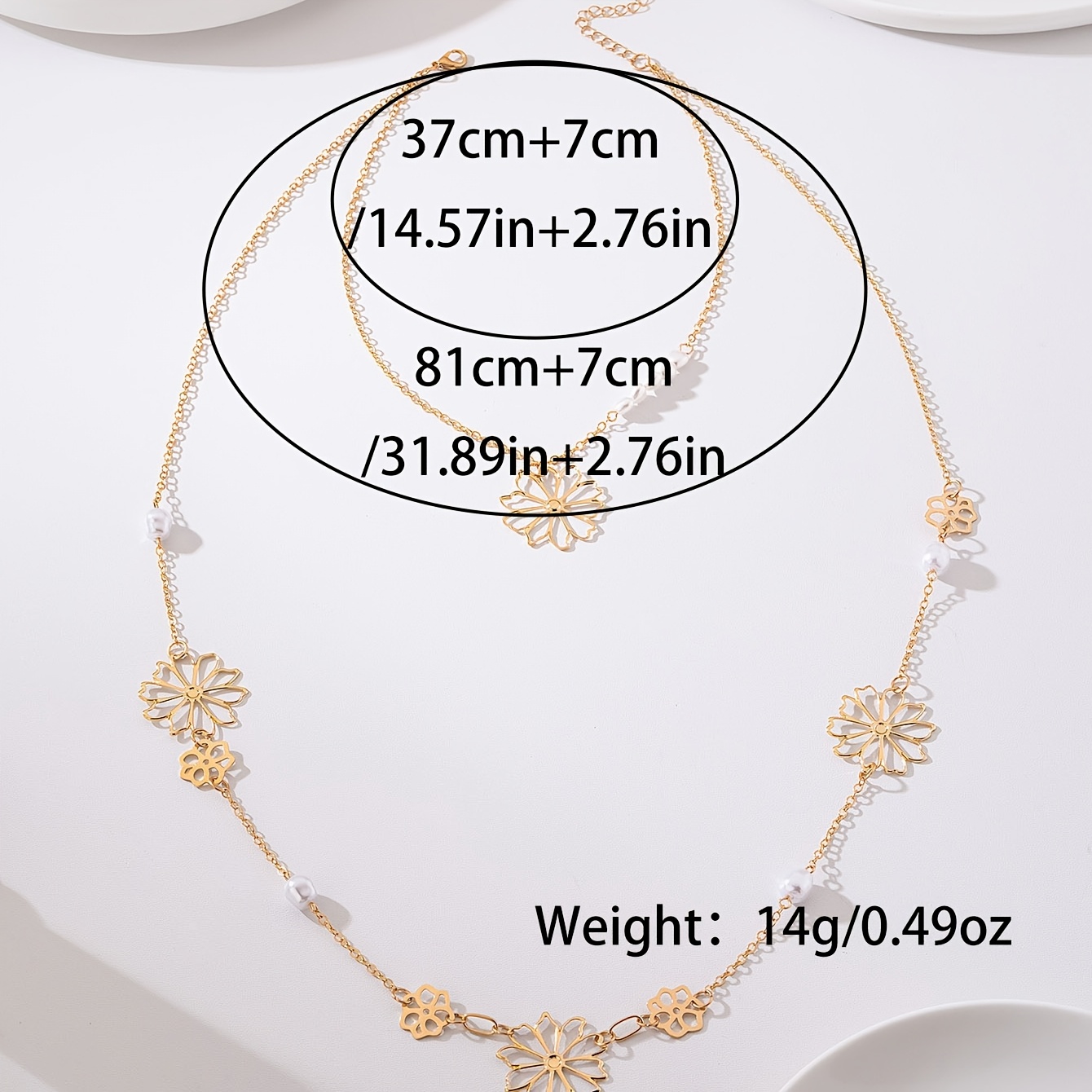 Women's Vintage Hollowed-out Floral Link Necklace, Elegant Design