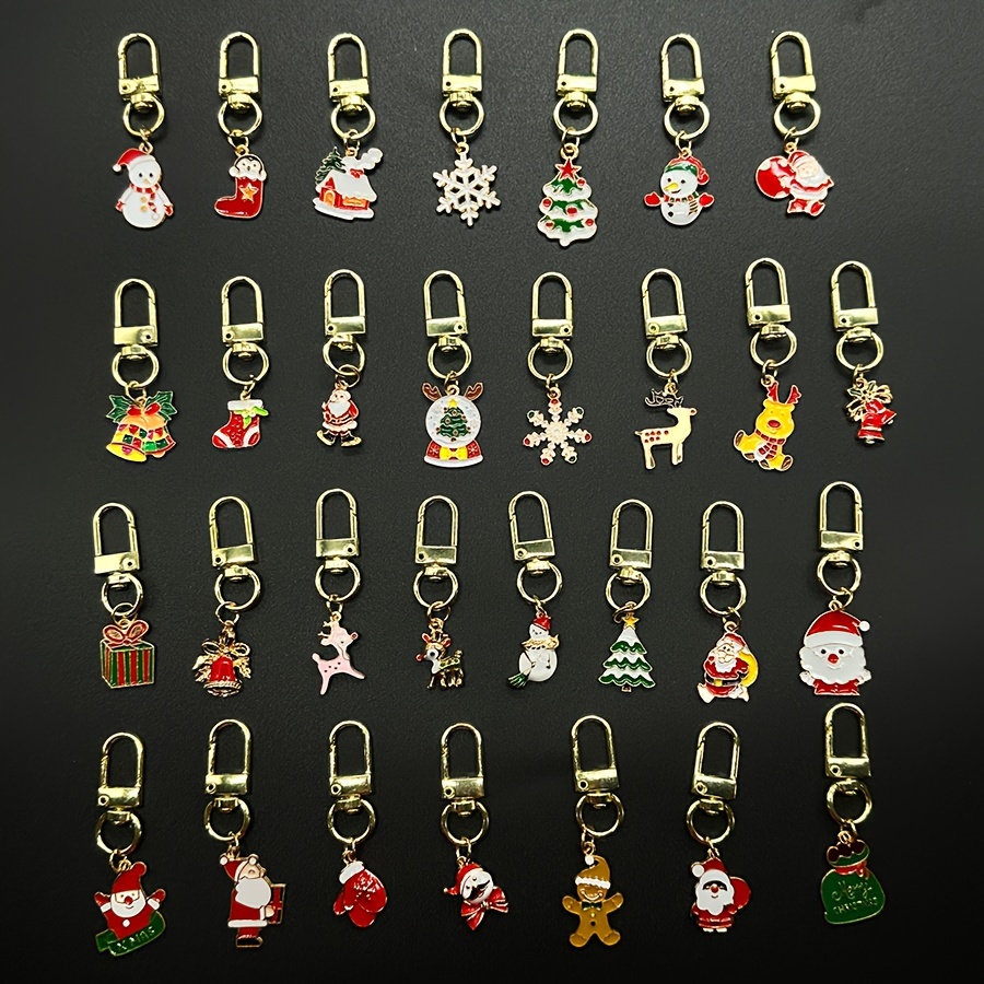 

30pcs Série de Noël Porte-clés Mignon en Anneau de Clé Charme pour Sac à Dos Pendentif de Clé de Voiture Cadeau de Noël