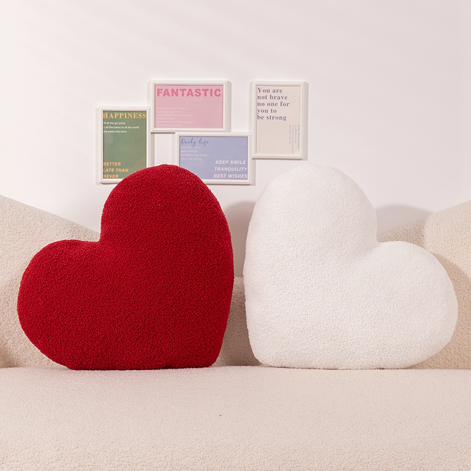 

2pcs Heart-shaped Pillow – Soft And Cozy Decorative Cushion In White & Red – 45x35cm, Home, Bedroom, Or Valentine's Day Gift