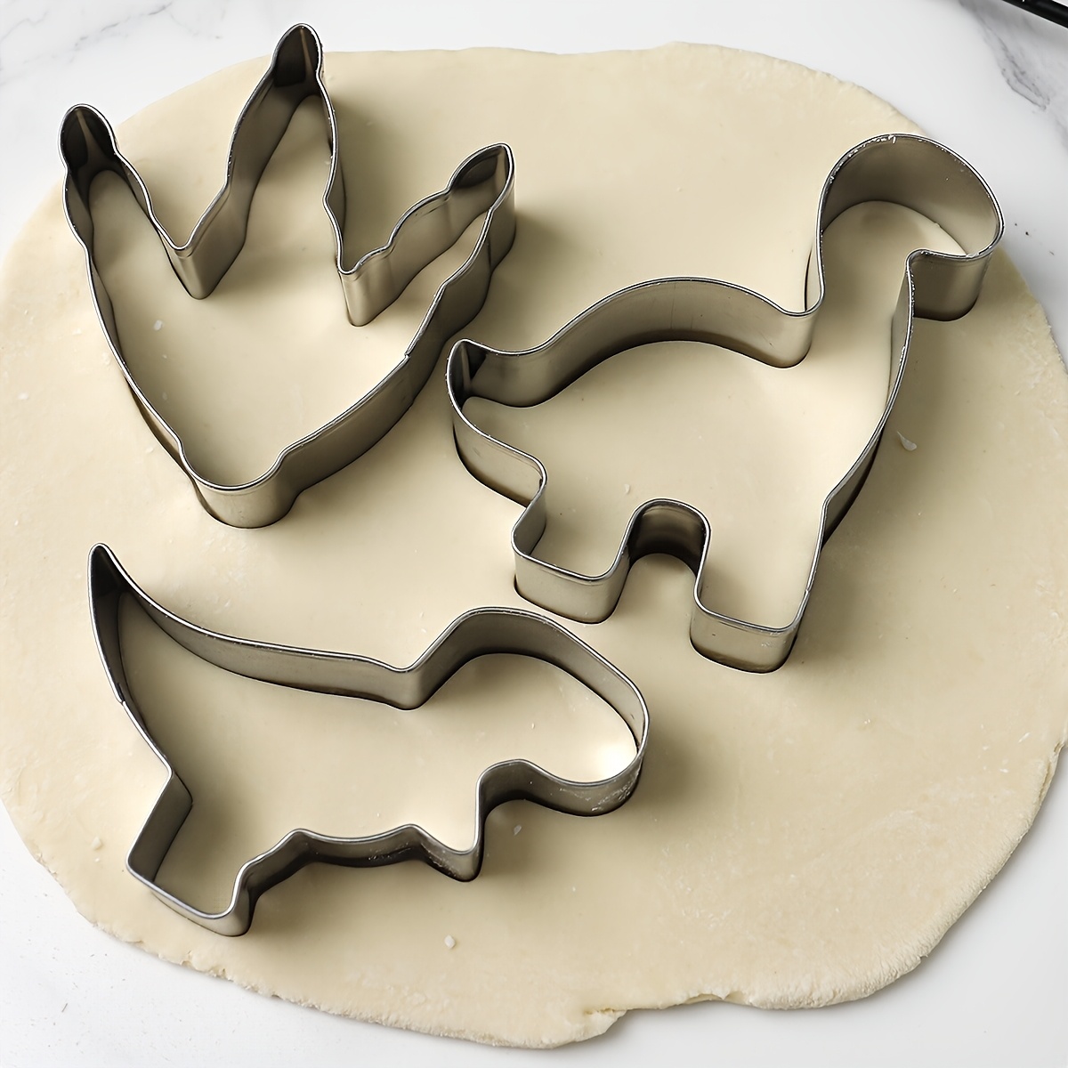 

3pcs Dinosaur Cookie Cutter Set, Stainless Steel Dinosaur Shapes For Birthday Party, Pastry, Biscuit & Sandwich Cake Molds, Baking Tools, Kitchen Gadgets For Christmas & Easter