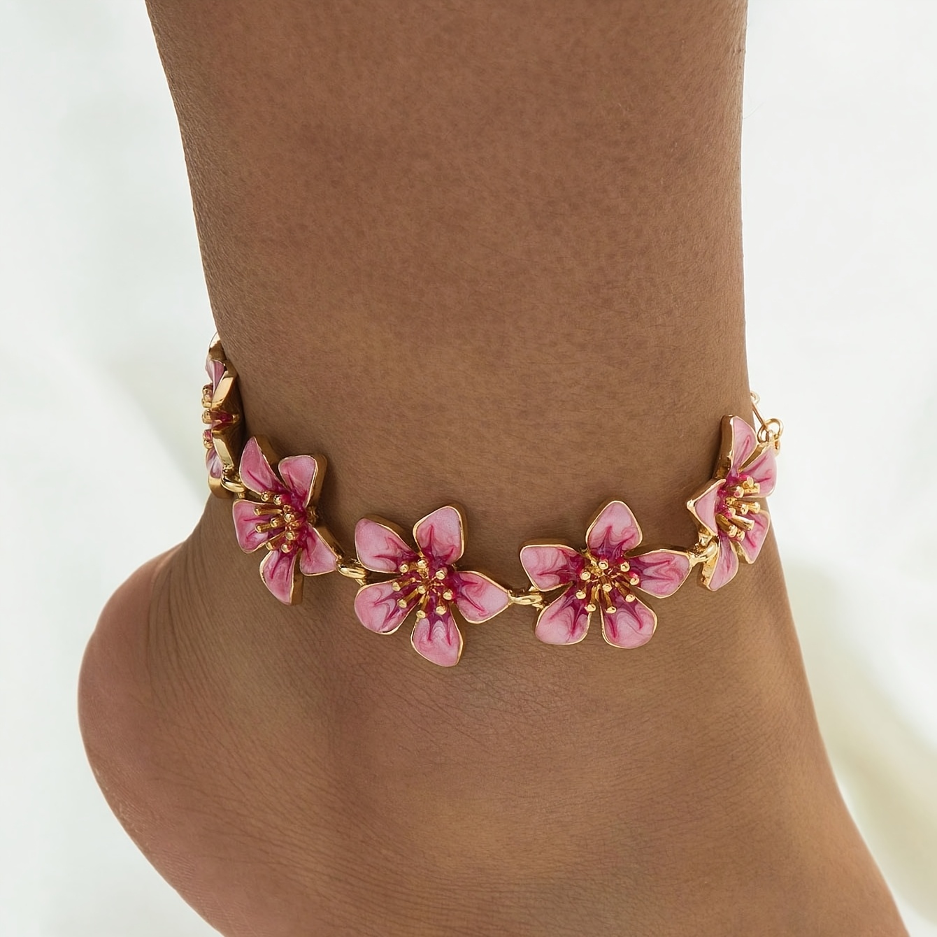 Image of 1pc Handmade Gradient Dip-dye Pink 5-petal Flower Anklet, Vibe, Suitable For Vacation, Travel, Date, Daily Wear, Elegant Women Jewelry