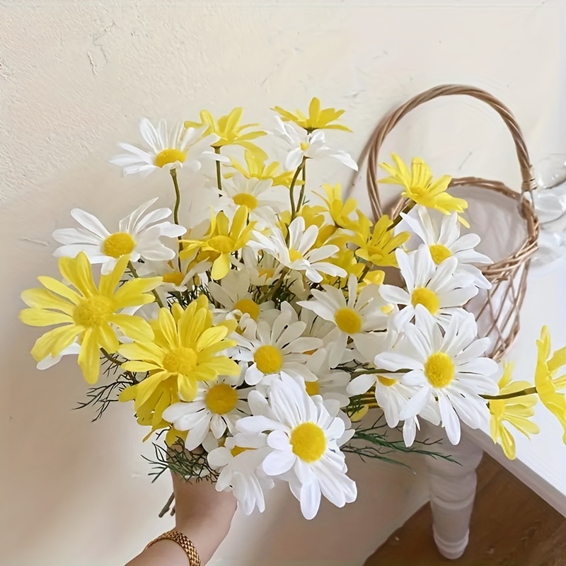 

5 Bundles Artificial Small Daisy Bouquet, Simulation Chamomile Dutch Fake Flower Ornament, Fake Wildflower Diy Lawn Decor, Decor, Wedding Party Decor