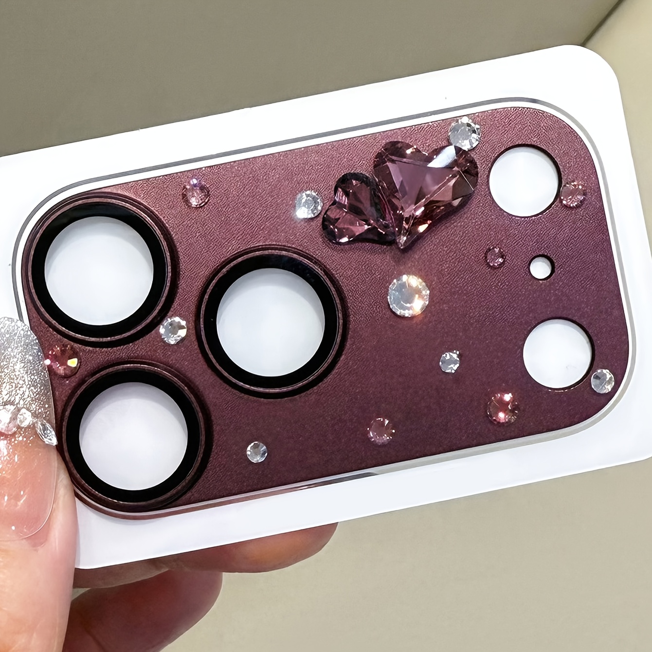 TEMU Luxury Shining 3d Love Heart Diamond Rhinestone Handmade Camera Protector For Iphone 18 Pro Max 18 Pro 17 Pro Max 17 Scratch-proof Lens Glass