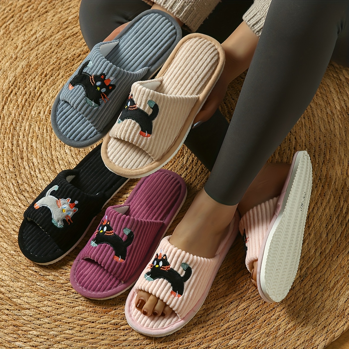 Women's Simple and Cute Lively Striped Home Slip-On Slippers with Cat Design, Comfortable for Both Men and Women