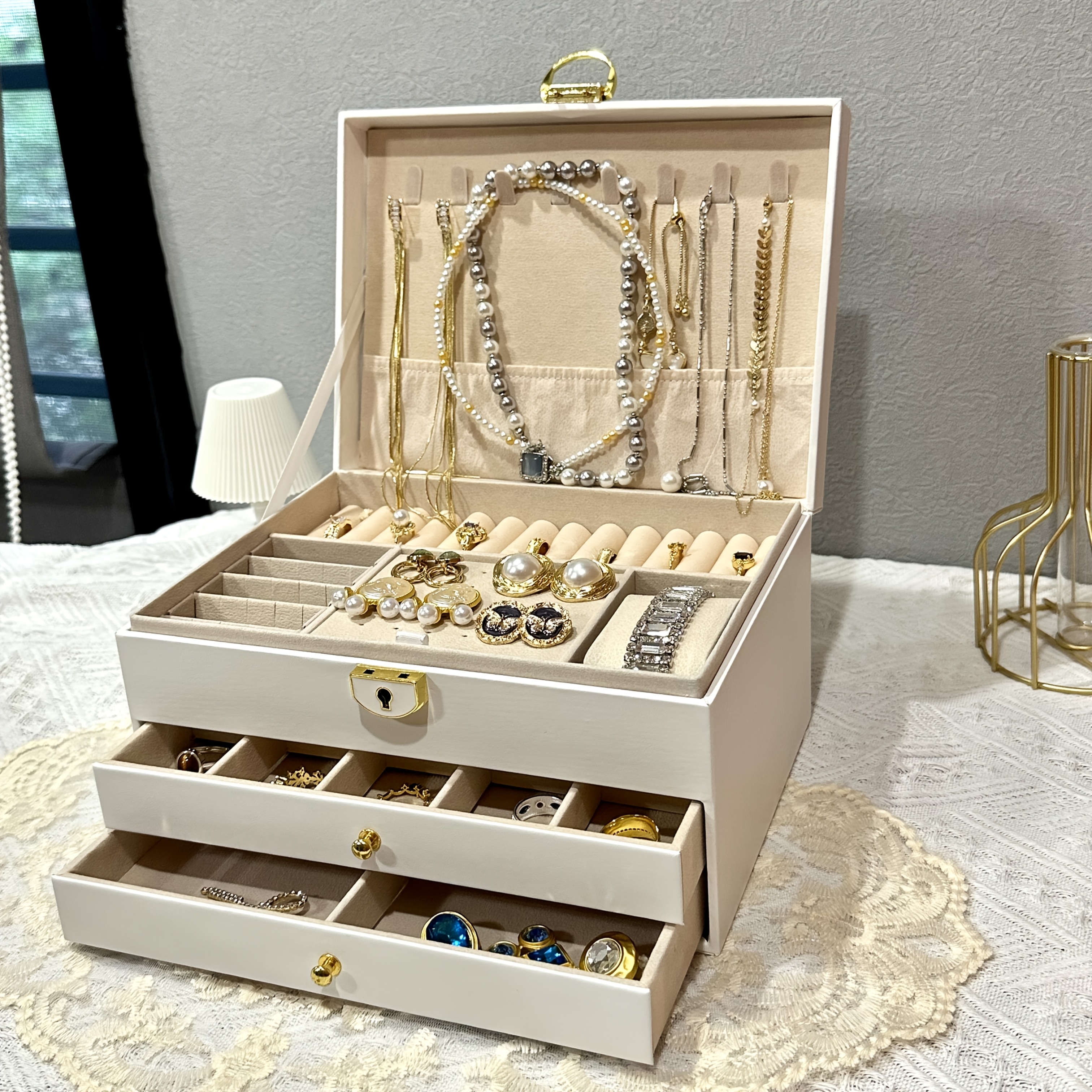 lockable jewelry organizer box with drawers multi layer anti   storage for necklaces earrings bracelets classic synthetic   leather design with fabric lining   home vanity display holiday gifts halloween thanksgiving jewelry box jewelry boxes Product details 1