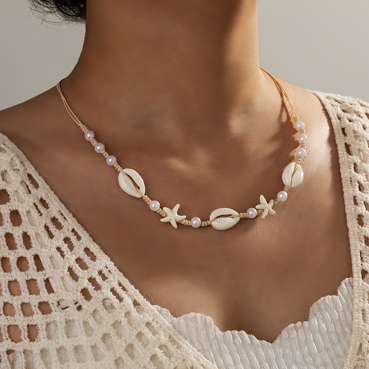 Image of 1pc Resin Shell Necklace Vacation Beach Style Turquoise Starfish Woven Necklace Choker Women's Close-fitting Necklace