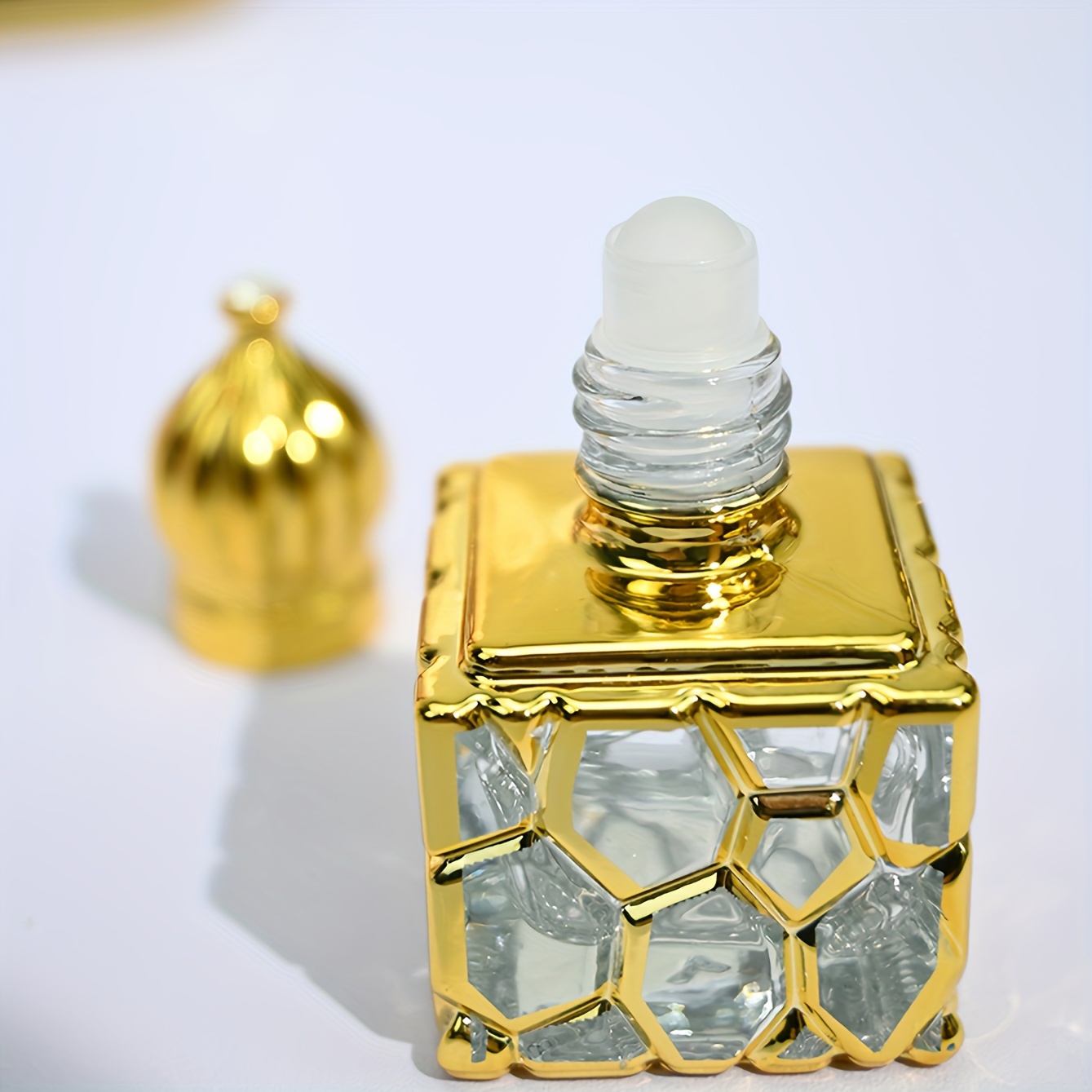 

1pc 0.34oz Square Glass Perfume Bottle With Golden , Elegant Portable Travel Sample Dispenser For Cosmetics And Fragrances, Hand Wash Only - Unscented Glass Roller Bottle