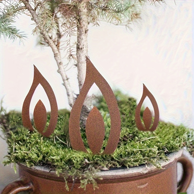 TEMU Weatherproof Holiday Lawn Art Handicrafts, Santa Claus Theme - 3pcs Set Of Rustic Christmas Garden Signs - Metal Candle Flame Silhouette Yard