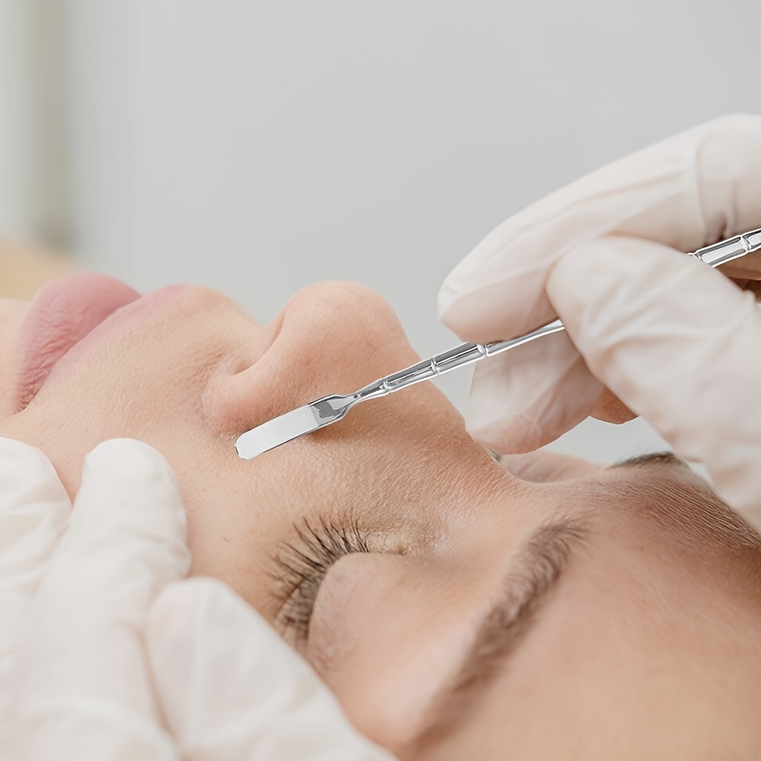 Ensemble de Pelle à Points Noirs en Acier Inoxydable, Outil d'Élimination des Points Noirs, Double Usage, Outil de Nettoyage Mort, Bâtonnet de Masseur Masque Multifonctionnel, Grattoir de Nettoyage Couleur Beige Clair