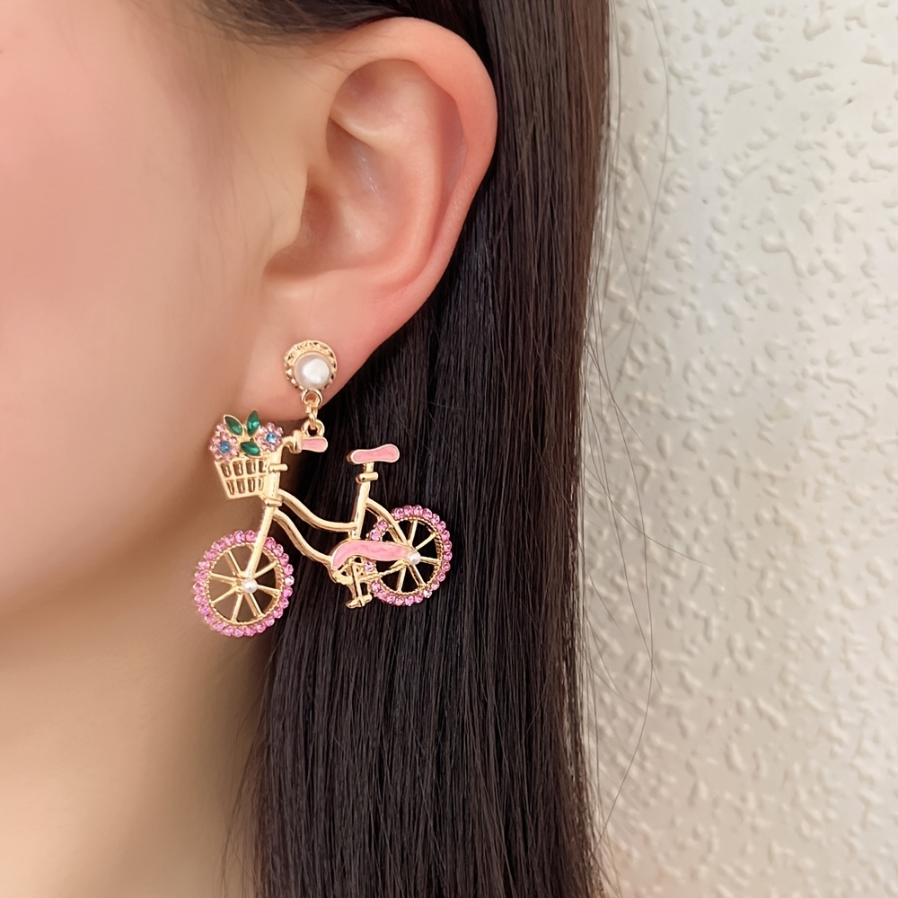 

1 Pair Cute Cartoon Bicycle Earrings With Pearl And Zirconia , Hollow Zinc Alloy Drop Dangle Earrings For Women, Stainless Steel Post, Fashionable Jewelry, All Season Accessory