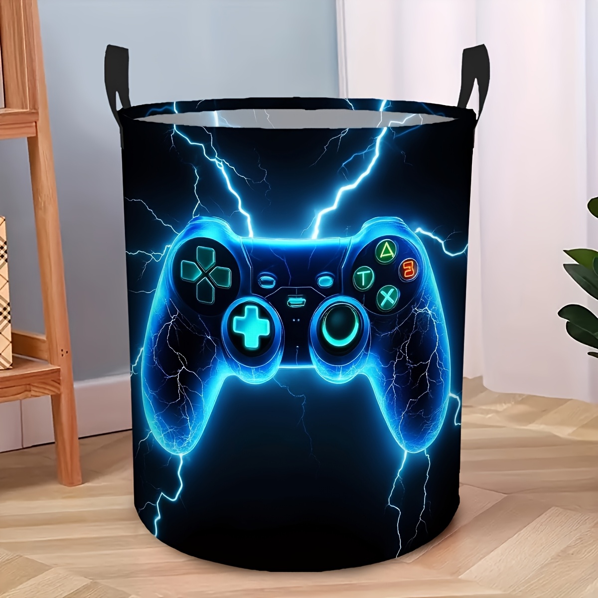 E-shop Ein faltbarer Wäschekorb mit Blitzmuster im Gaming-Design – ein runder Aufbewahrungsbehälter im Controller-Design, platzsparend, geeignet für
