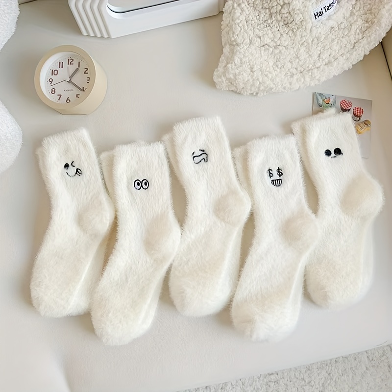 TEMU 5 Pairs Women' Plush Mid-calf Socks Cute Eye Pattern Fashion Versatile White Socks Sweet Cartoon Trendy Autumn Winter Style Socks Suitable For