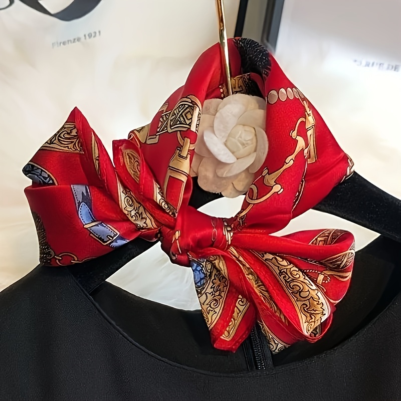 E-shop Bohemian Paisley Roter Quadrat-Tuch mit Goldenen & Blauen Mustern - 27 Zoll Leichter Sonnenschutz-Halswärmer & Kopfbedeckung für Frauen,
