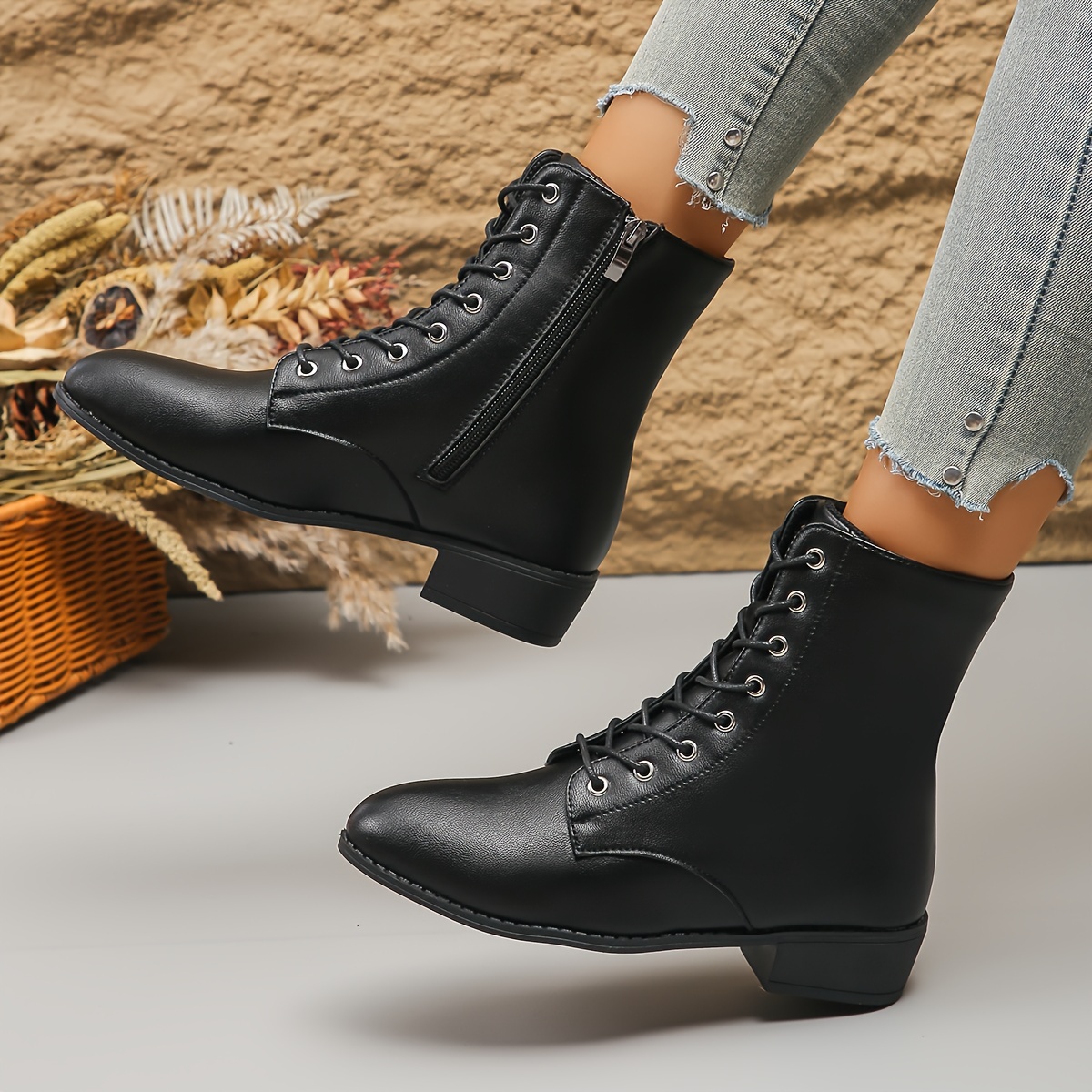 Women&#39;s Fashionable Black Cover Ankle Boots - Breathable, Lace-Up with Side Zipper, Comfortable Soft Sole, Versatile British Style Casual Motorcycle Short Boots