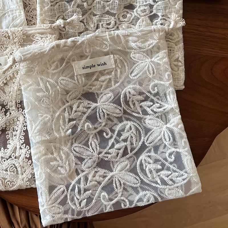 TEMU Un petit sac en tissu à cordon de serrage, simple couche, brodé en dentelle d', sac de rangement