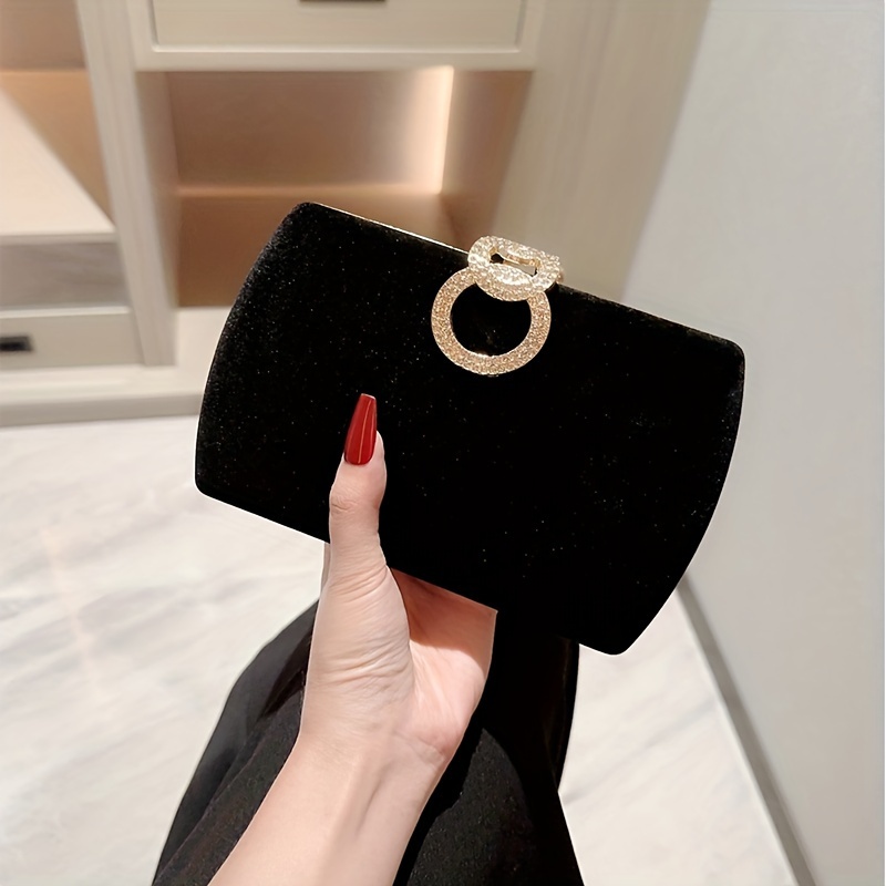 

Pochette de Soirée en Velours Noir Élégante avec Boucle en Strass – Sac de Dîner pour Femmes pour , Bal, et , Pochette de Mariage | Sac à Poignée Décorative | Pochette , Sac à Main de Mariage