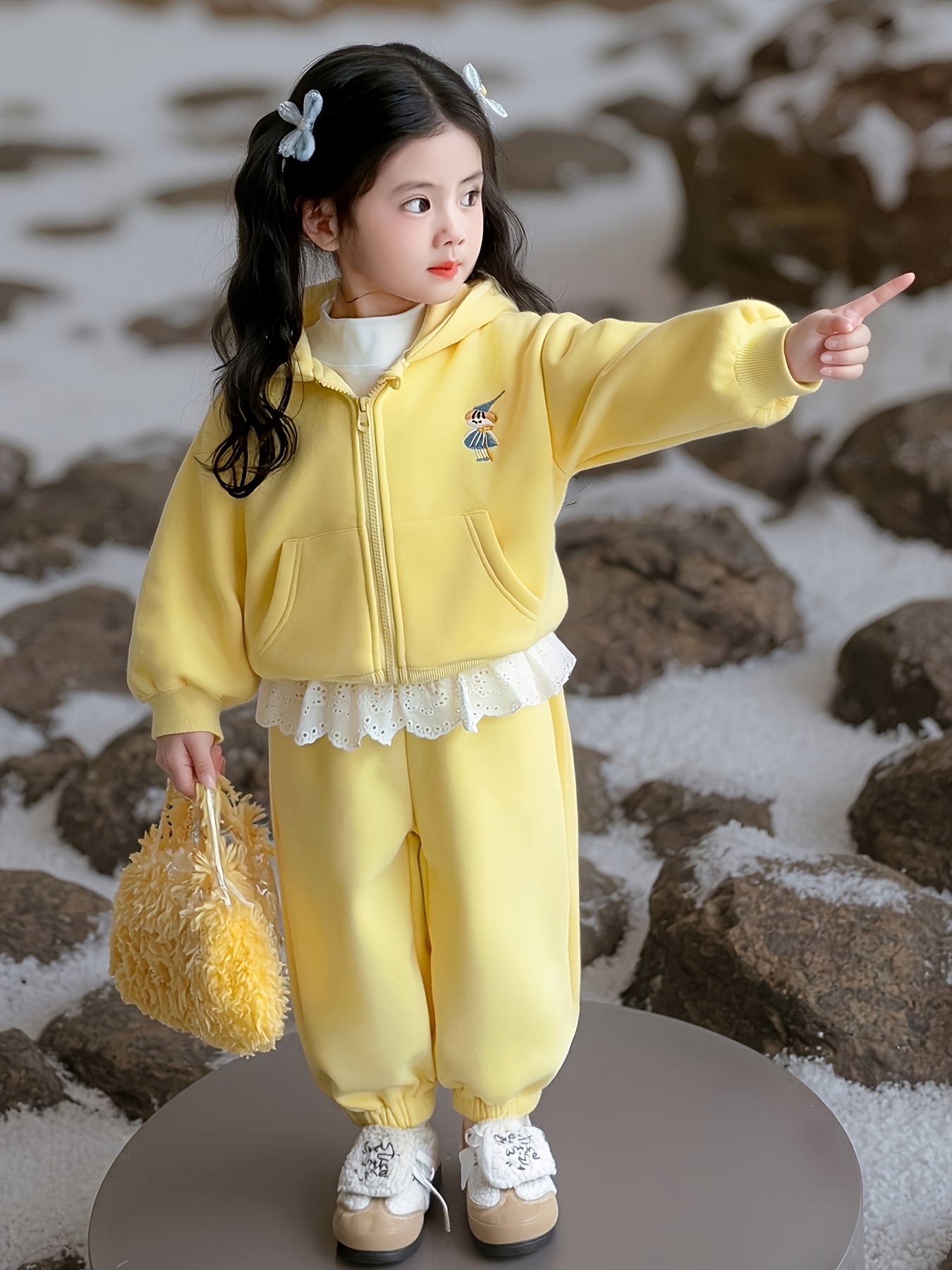 girls cartoon plus velvet thickened hooded sweatshirt trousers suit autumn and winter 2025   trendy baby girl cute cartoon plus velvet casual sports suit two piece suit trendy for outdoor Product details 7