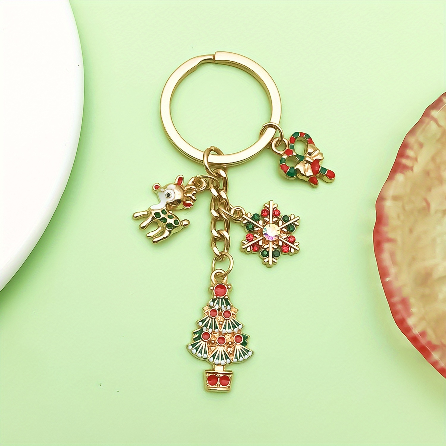 TEMU 1pc Of Christmas Enamel Pendant Keychain Bag Charm Featuring A Cute Snowflake, Santa Claus, And Christmas Tree, Perfect As Xmas Gifts For And