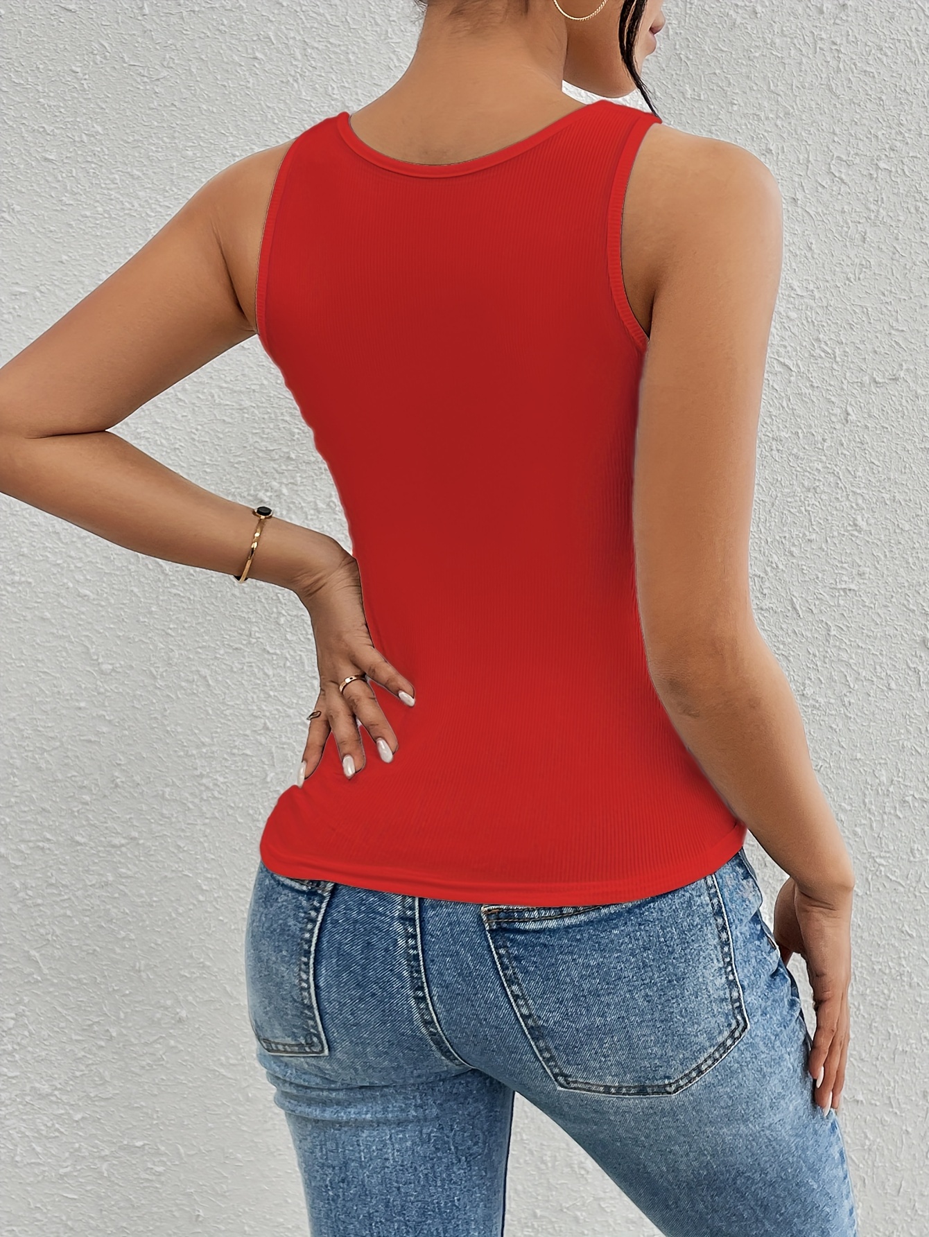 Women's Sexy Slim Fit Sleeveless Boat Neck Tank Top - Stretchy Knit Fabric with Keyhole Cutouts, All-Season Versatile Wear, Machine Washable Solid Color, Ladies Tank Tops