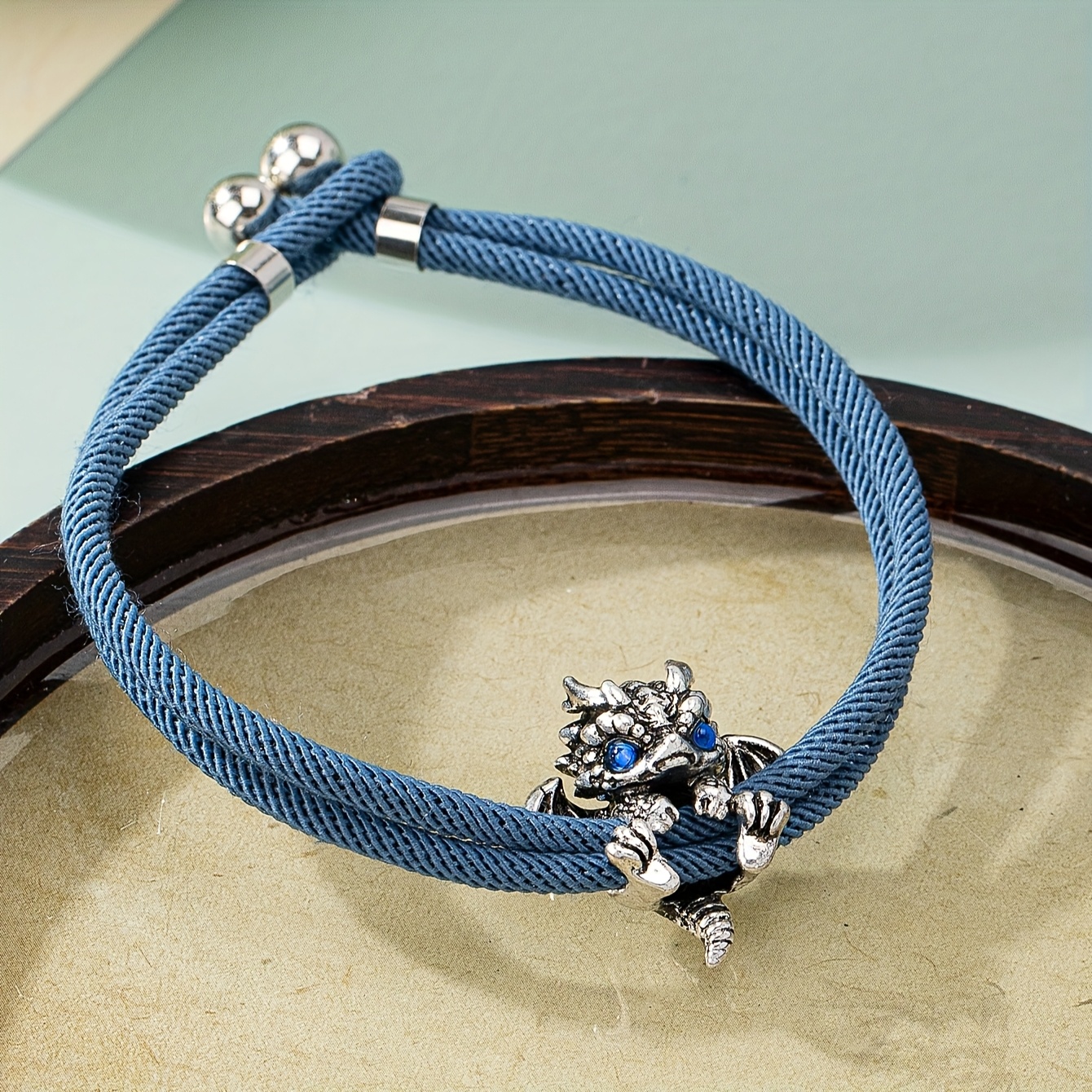1pc Fashion Retro Exquisite Dragon Zodiac Design Chinese Style Bracelet Individual All-match Hand Jewelry Gift A52