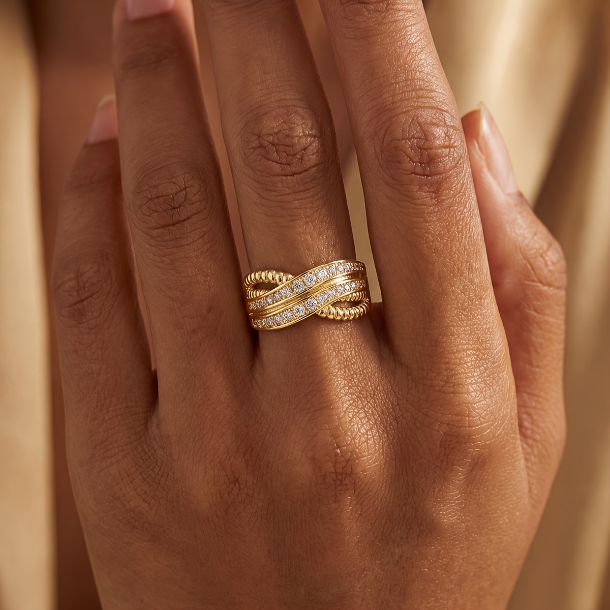 Women's Sleekly Designed Elegant Ring, Perfect for All Seasons