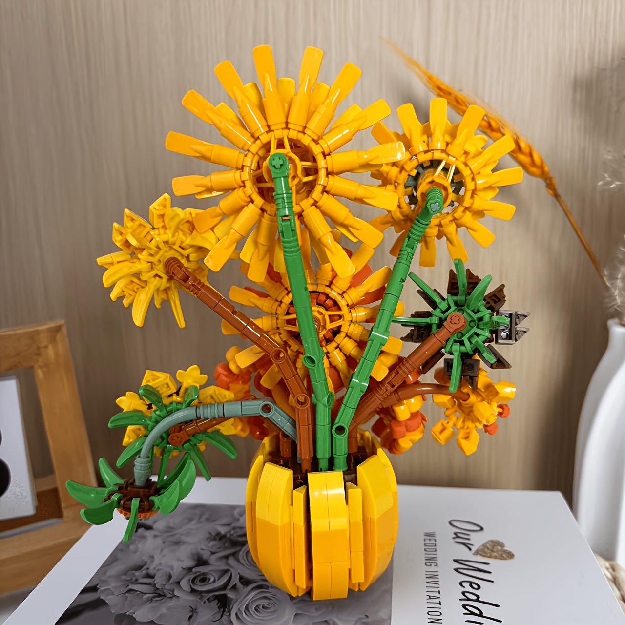 Everlasting Sunflower Building Blocks Bouquet Toy