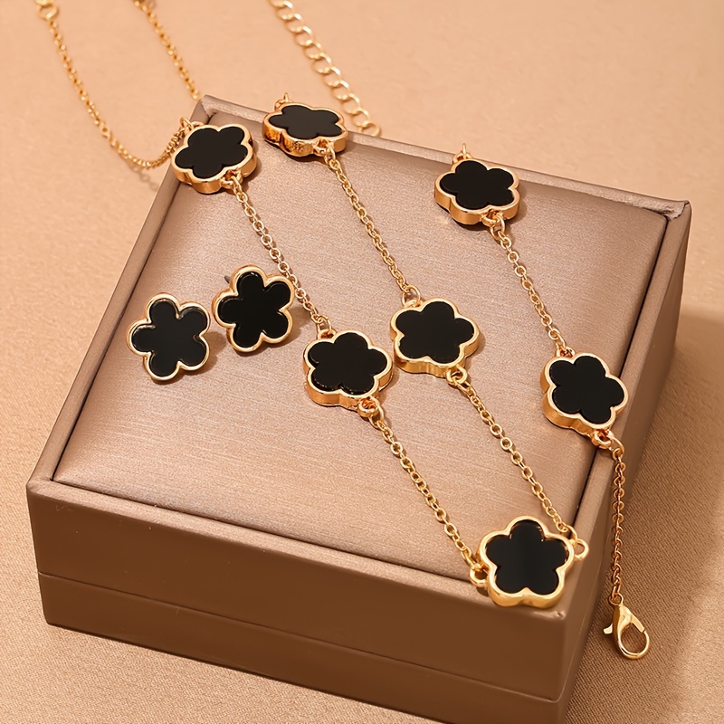 

Elegant 3-piece Jewelry Set, Fashionable Clover Flower Design, Metal Necklace, Bracelet, And Stud Earrings, Lucky Charm, Sexy & Vacation Style For Women's Daily Wear
