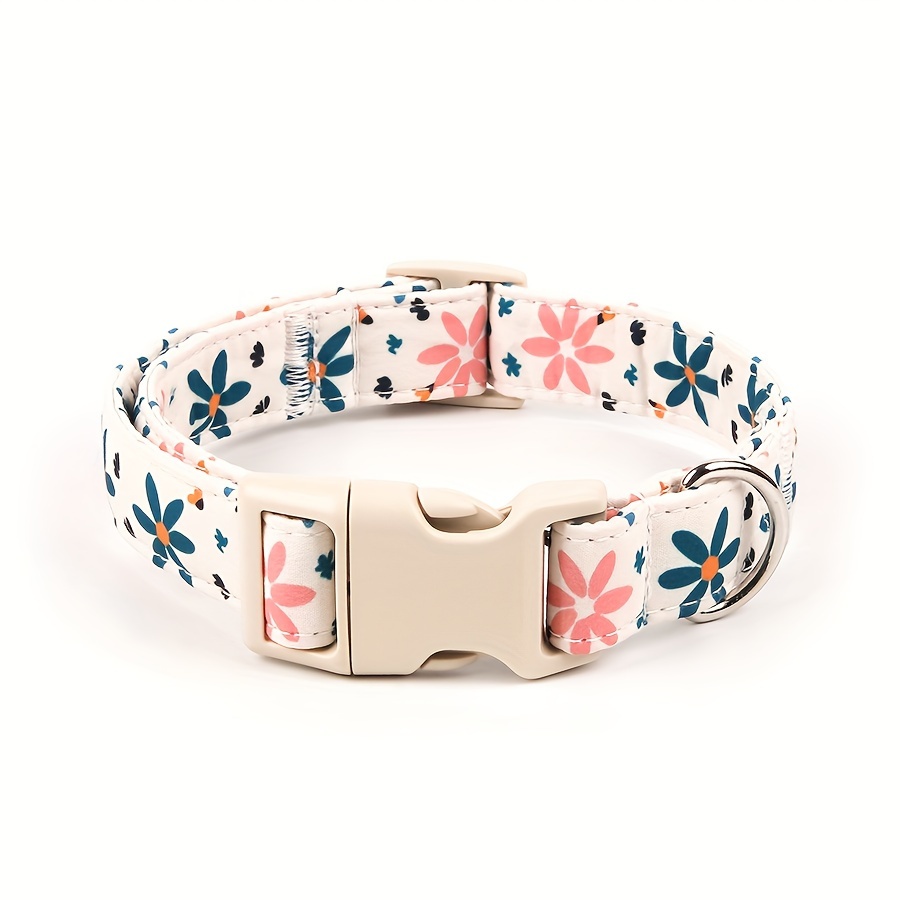 Single-piece With Blue Flowers And Pink Petal Pattern Pet Collar, Suitable For Small, Medium, And Large Dogs. Features A Beige Safety . Soft Dog Collar For Indoor And Outdoor Use